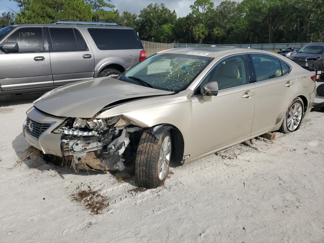 jthbk1gg1d2027244 JTHBK1GG1D2027244 2013 Lexus Es 350