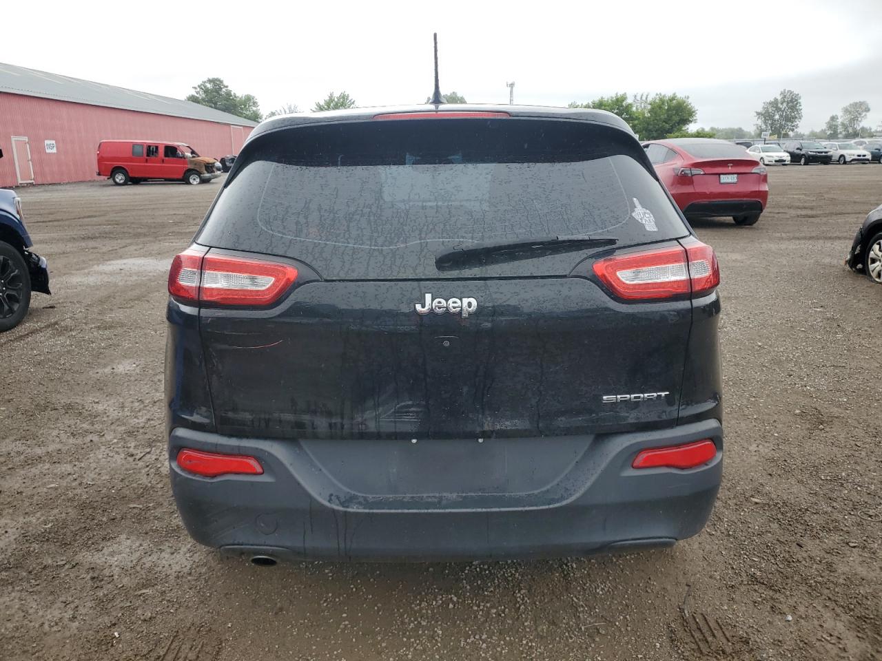 2018 Jeep Cherokee Sport VIN: 1C4PJLAB8JD553602 Lot: 63910805
