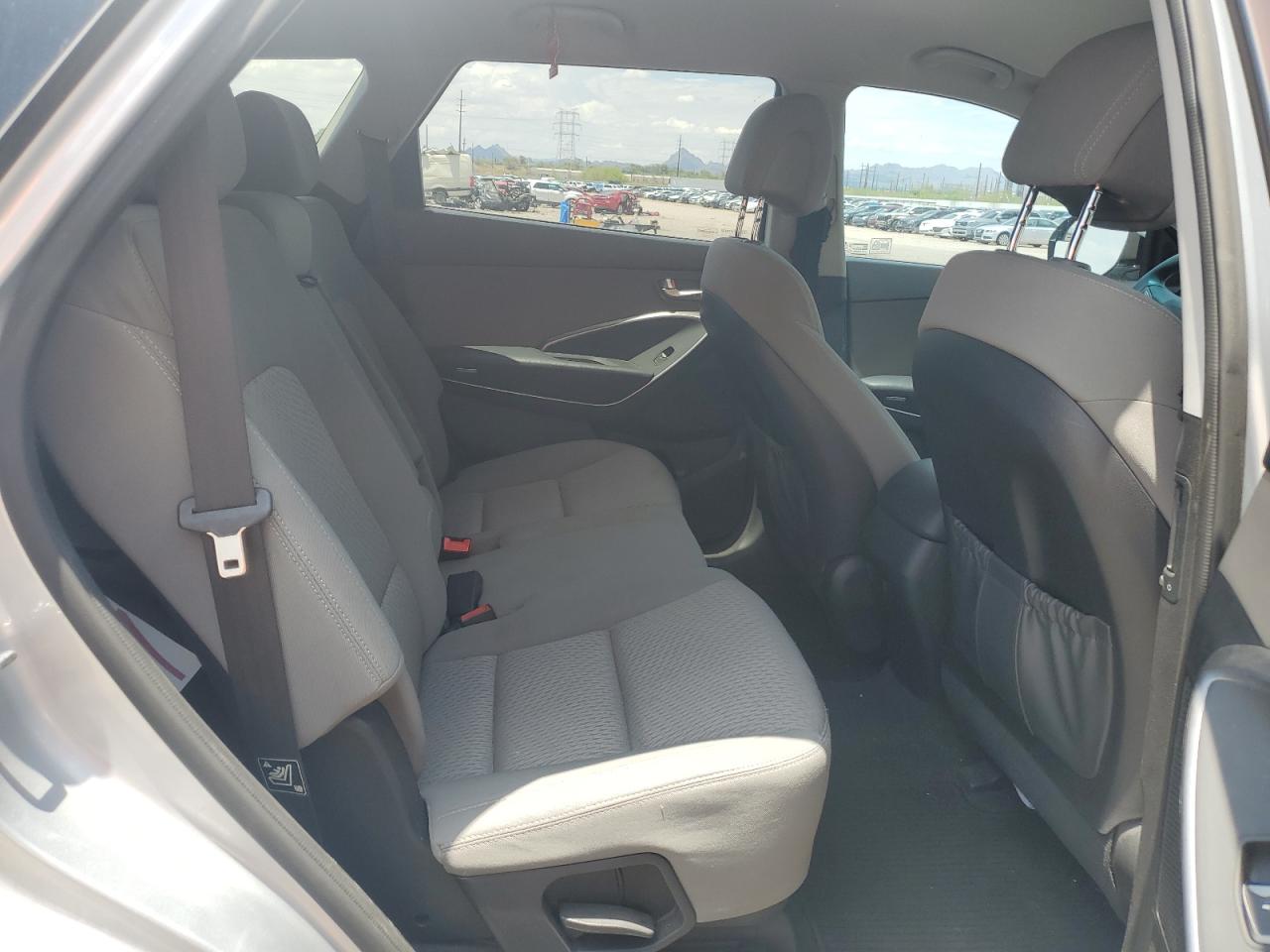 2016 Hyundai Santa Fe Se VIN: KM8SM4HF7GU153826 Lot: 65496945