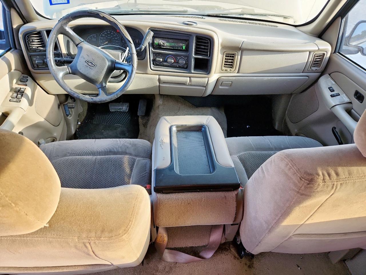 2001 Chevrolet Suburban C1500 VIN: 3GNEC16T11G252977 Lot: 65060545