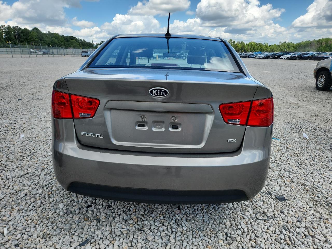 2010 Kia Forte Ex VIN: KNAFU4A22A5082112 Lot: 64768605