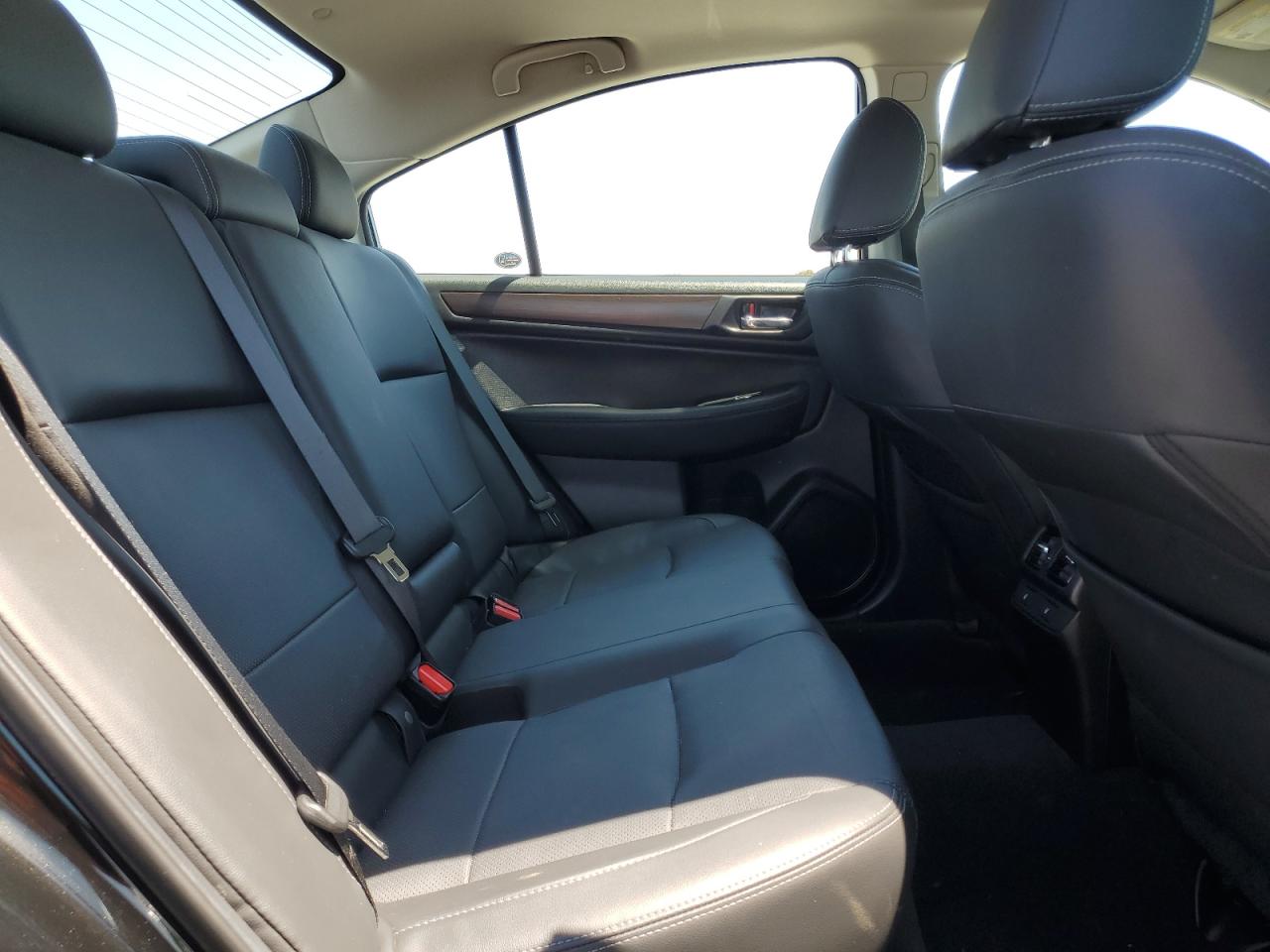 2016 Subaru Legacy 2.5I Limited VIN: 4S3BNAN65G3018788 Lot: 64680405