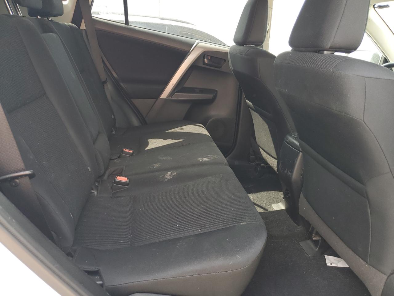 2017 Toyota Rav4 Le VIN: 2T3BFREV2HW675887 Lot: 64027255