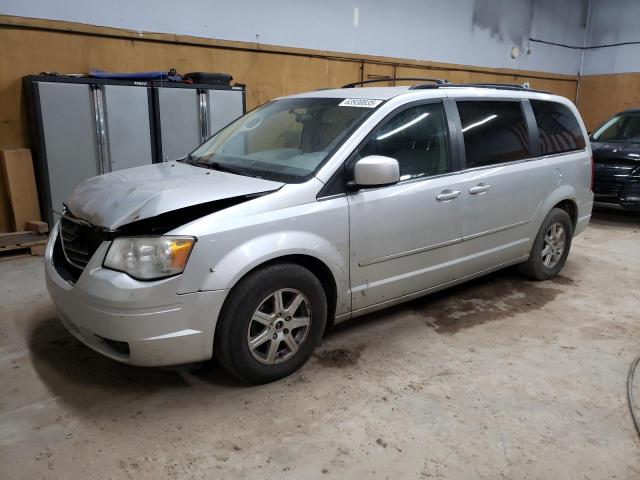 2010 Chrysler Town & Country Touring