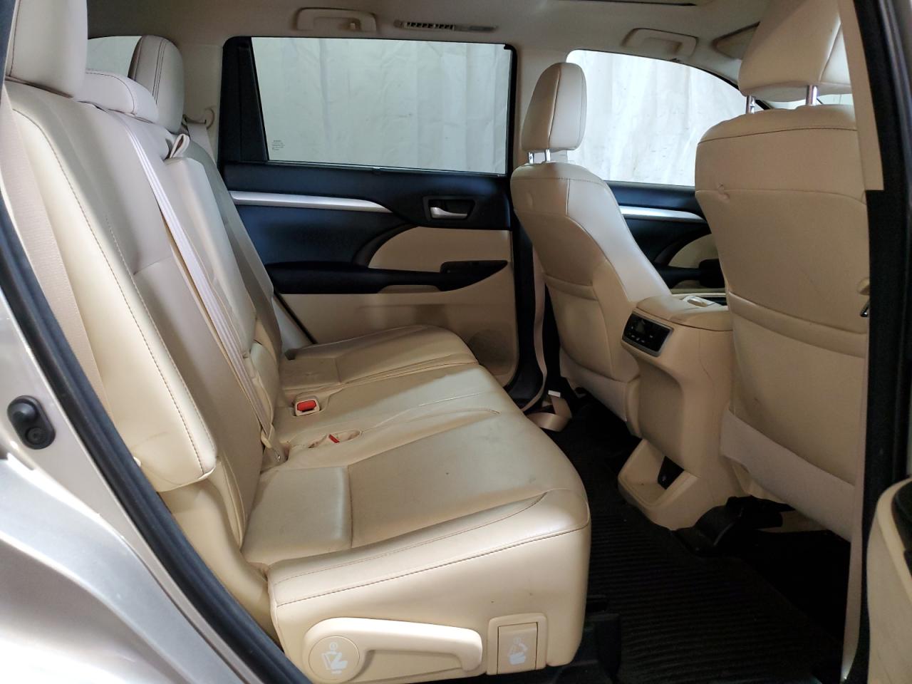 2015 Toyota Highlander Xle VIN: 5TDJKRFH8FS173500 Lot: 64493085