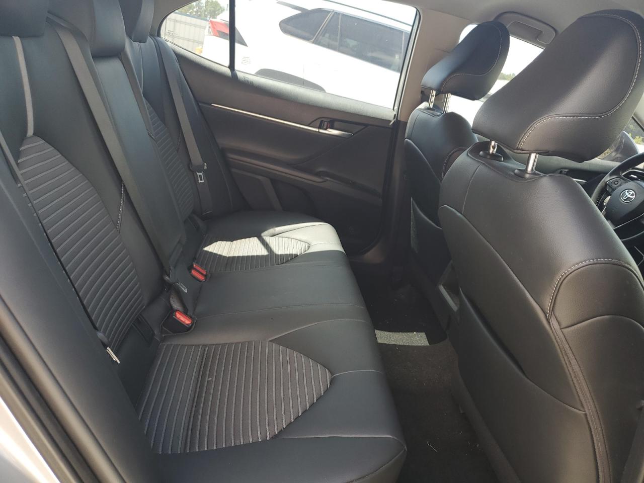 2019 Toyota Camry L VIN: 4T1B11HK1KU730153 Lot: 64254705