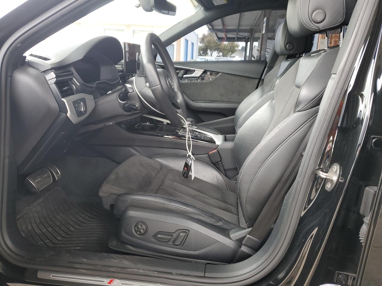 2020 Audi A4 Premium Plus VIN: WAUENAF42LN011268 Lot: 65002055