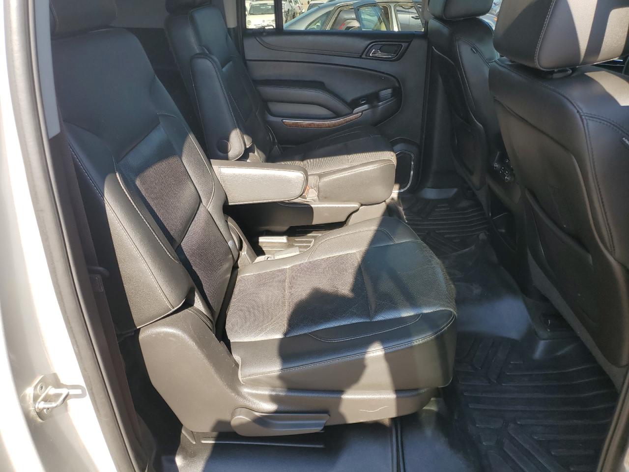 1gnskkkcxfr223003 1GNSKKKCXFR223003 2015 Chevrolet Suburban K1500 Ltz