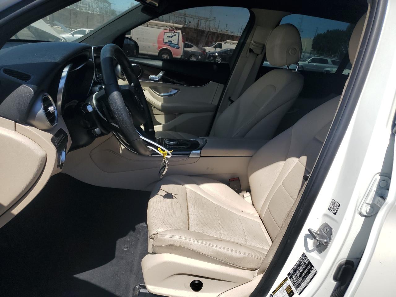 2017 Mercedes-Benz Glc 300 VIN: WDC0G4JB3HV011182 Lot: 65594225