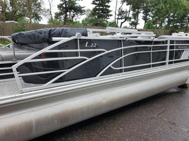 2022 BENNINGTON MARINE PONTOON  