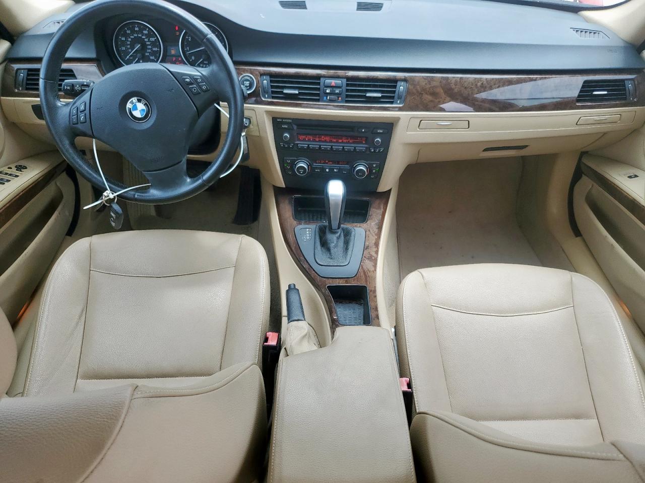 2010 BMW 328 I VIN: WBAPH7G52ANM48985 Lot: 62414735