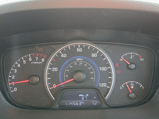 2015 HYUNDAI I10 SE
