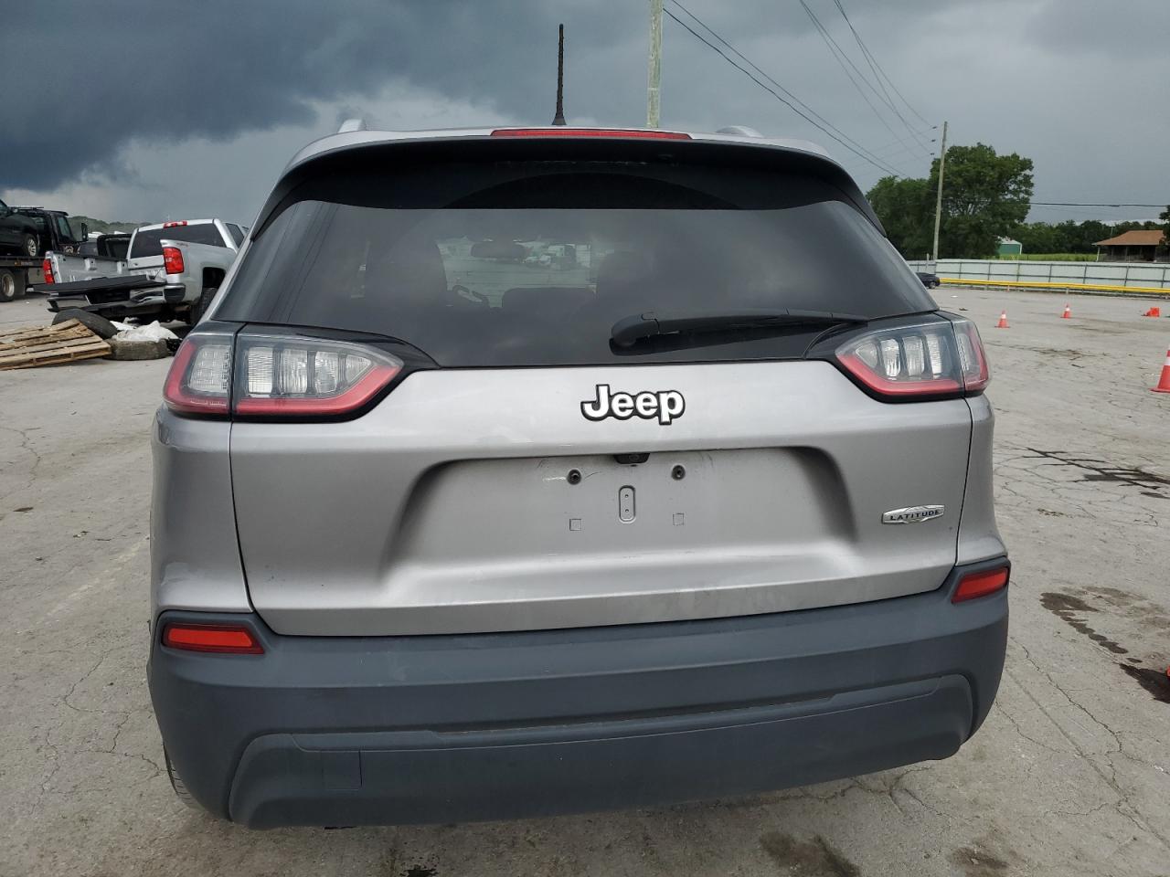 2019 Jeep Cherokee Latitude VIN: 1C4PJLCB2KD206622 Lot: 63329465