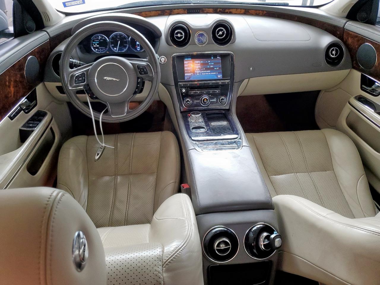 2011 Jaguar Xj VIN: SAJWA1CB2BLV07172 Lot: 63343085