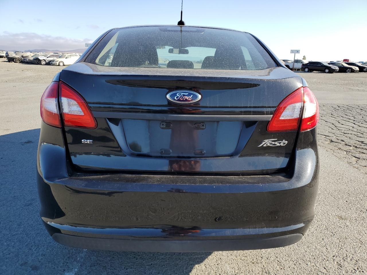 3FADP4BJ1DM221092 2013 Ford Fiesta Se