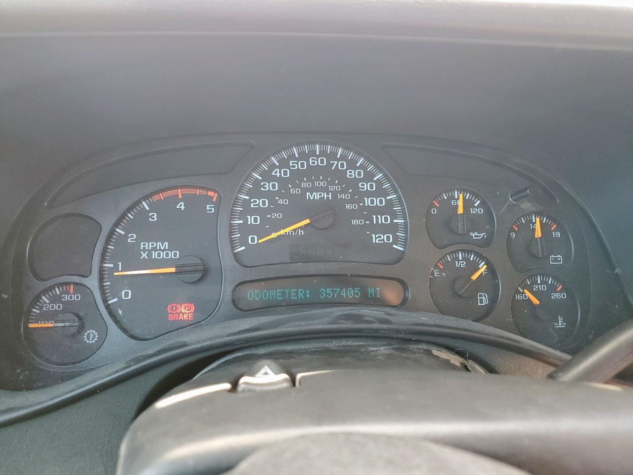 2005 GMC Sierra C2500 Heavy Duty VIN: 1GTHC292X5E198994 Lot: 64486325