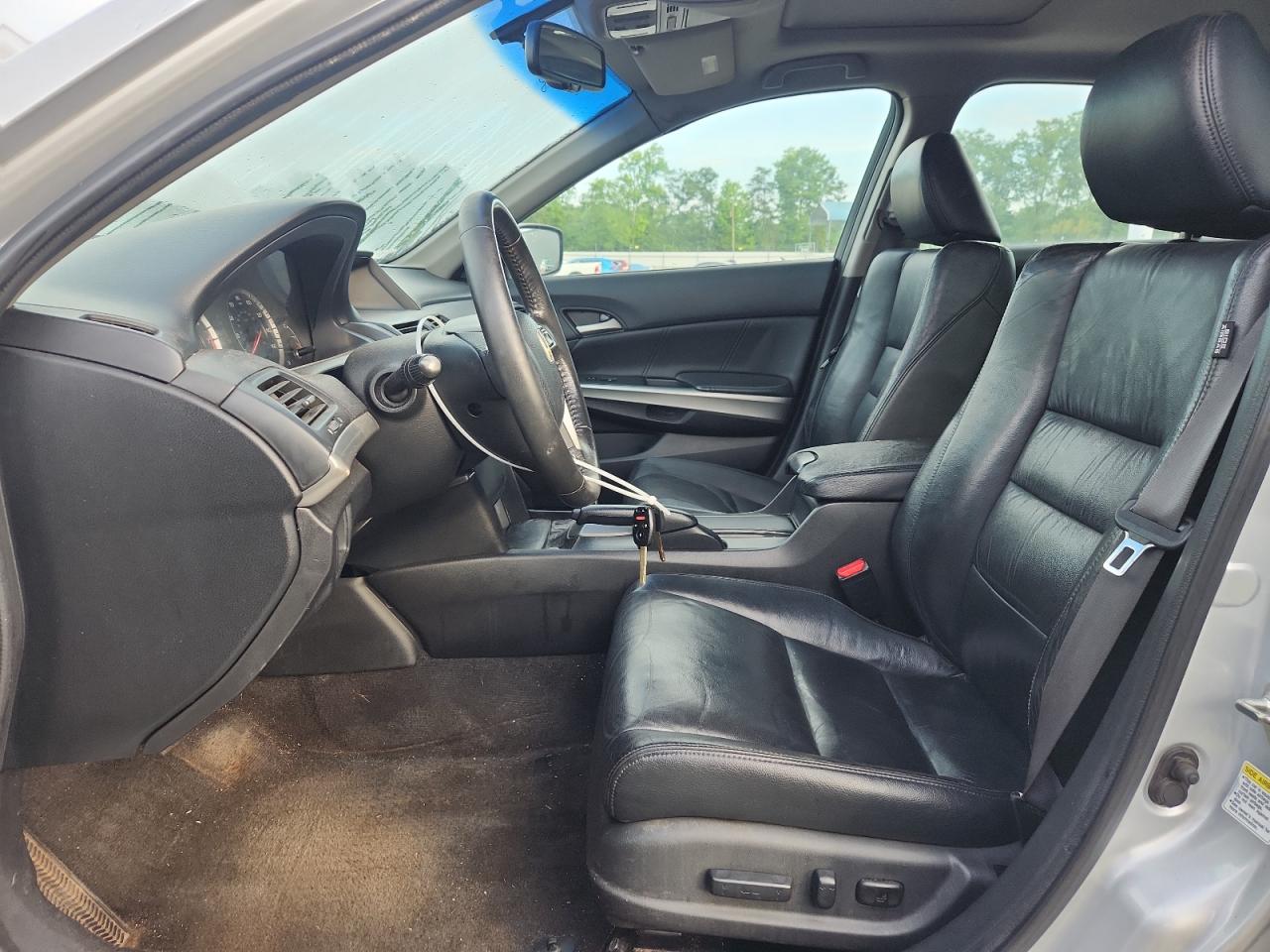 2010 Honda Accord Exl VIN: 1HGCP3F8XAA003217 Lot: 63309195