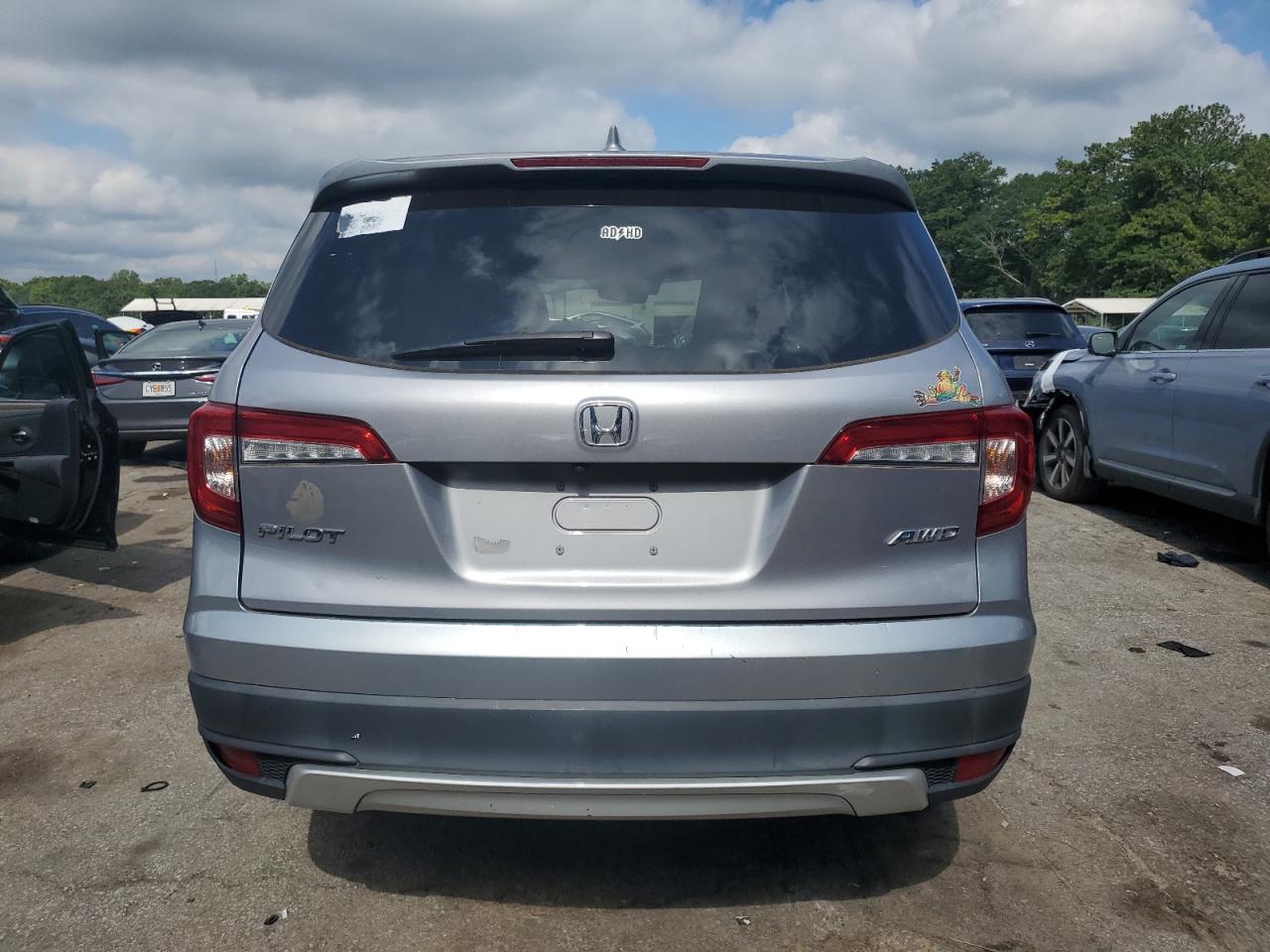 2022 Honda Pilot Exl VIN: 5FNYF6H55NB000895 Lot: 64764535