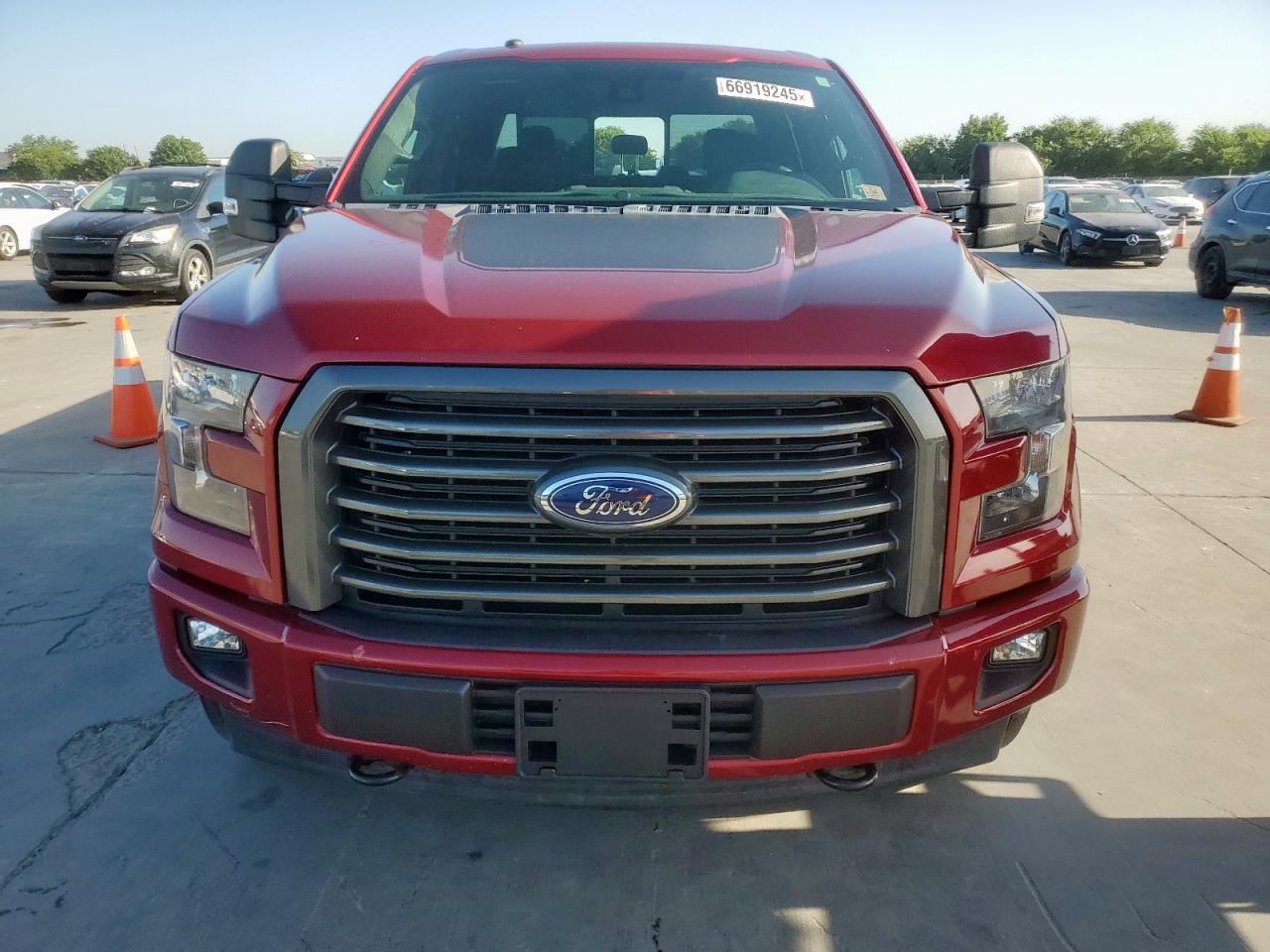 2017 Ford F150 Supercrew VIN: 1FTFW1EG7HFB77075 Lot: 66919245