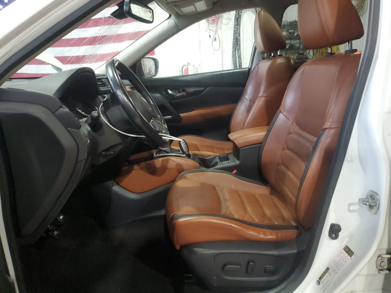 2017 Nissan Rogue S VIN: JN8AT2MVXHW284151 Lot: 64371925