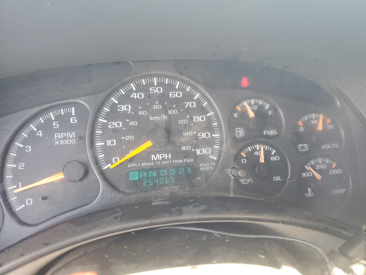 2001 Chevrolet Tahoe C1500 VIN: 1GNEC13T31R168972 Lot: 65635845