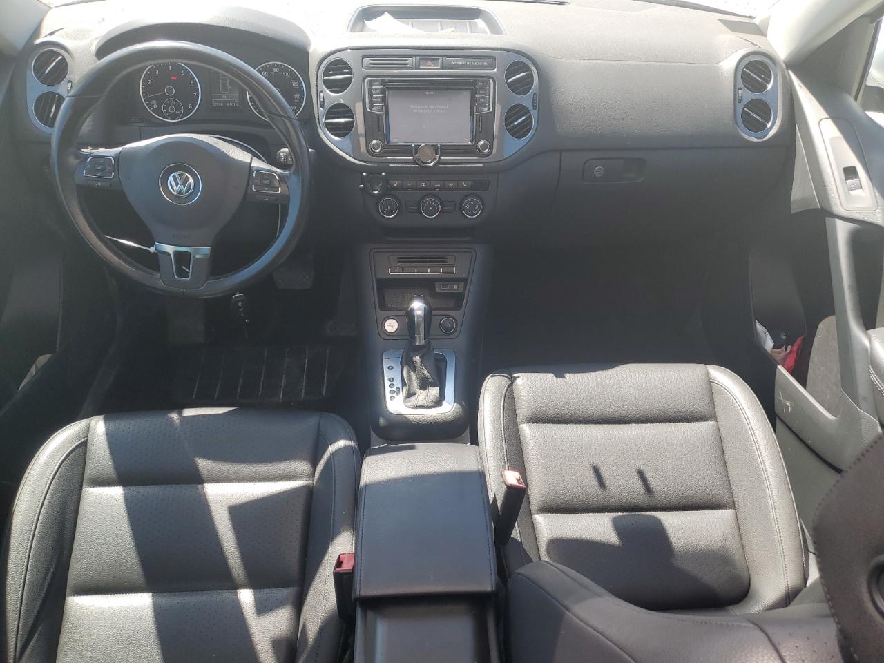 2016 Volkswagen Tiguan S VIN: WVGBV7AX2GW520573 Lot: 66182645