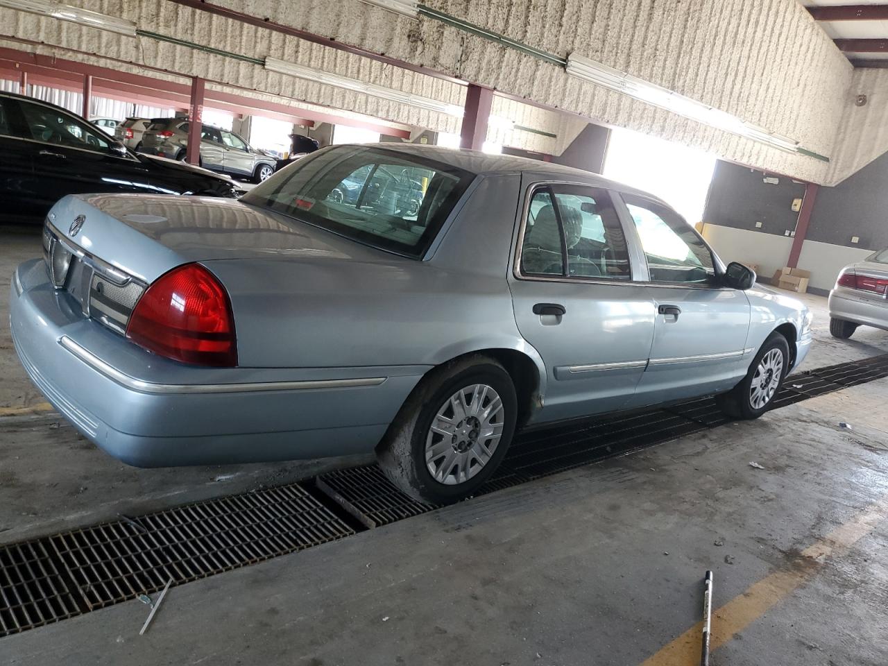 2007 Mercury Grand Marquis Gs VIN: 2MEFM74V77X629035 Lot: 65328145