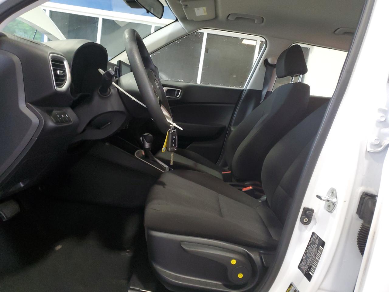 2022 Hyundai Venue Se VIN: KMHRB8A39NU152346 Lot: 62985205