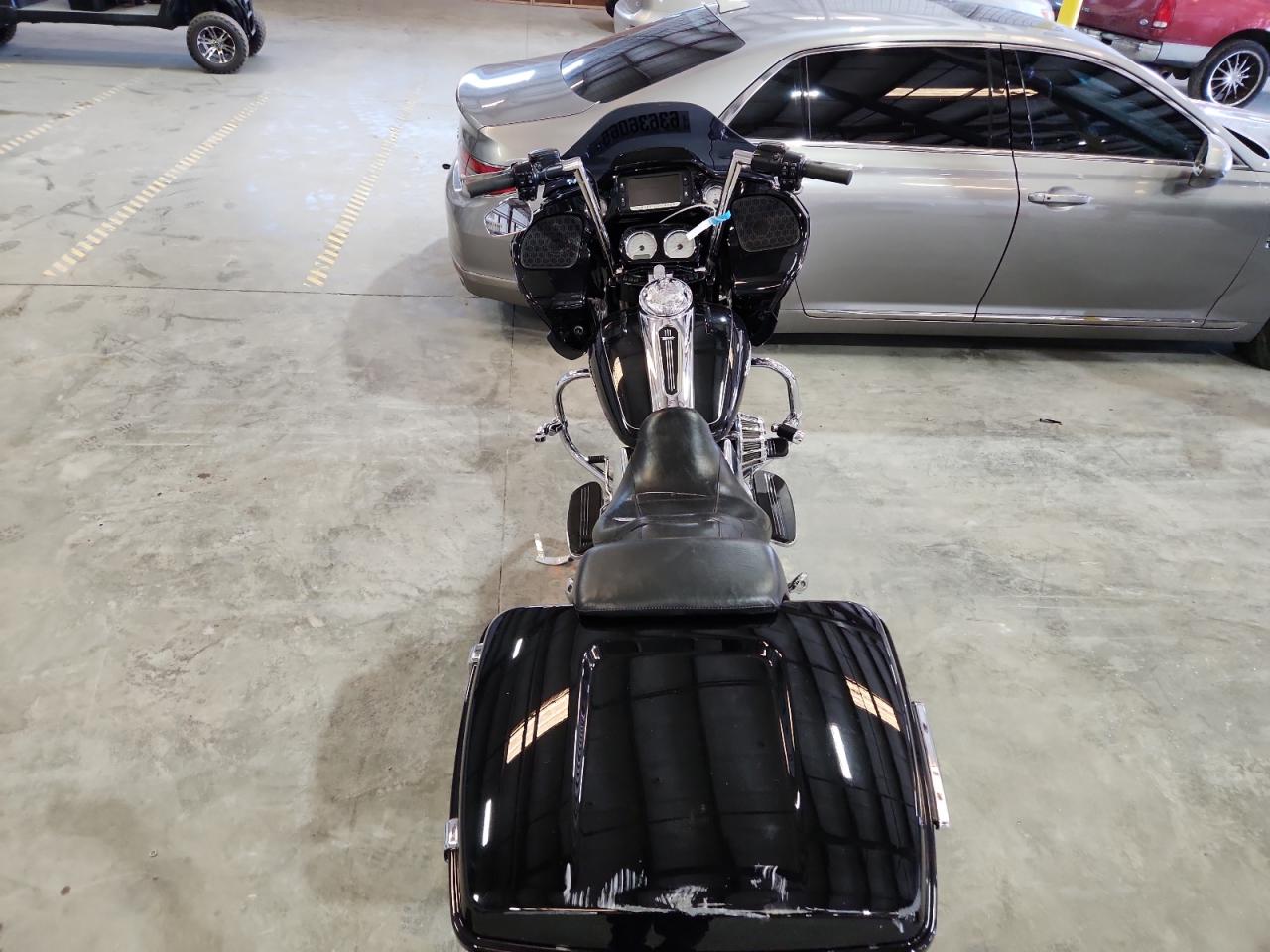 2015 Harley-Davidson Fltrxs Road Glide Special VIN: 1HD1KTM13FB615804 Lot: 63636065
