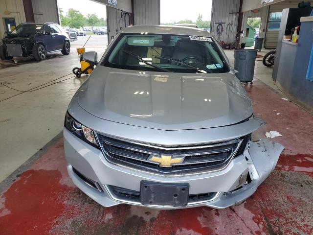  CHEVROLET IMPALA 2018 Srebrny