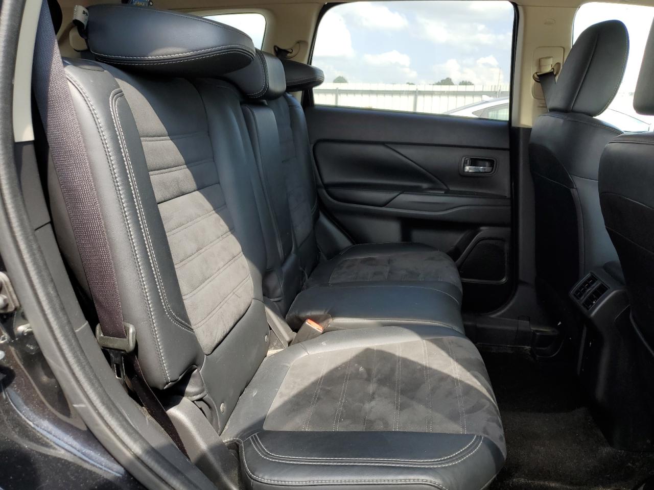 2019 Mitsubishi Outlander Se VIN: JA4AD3A39KZ033283 Lot: 66197755