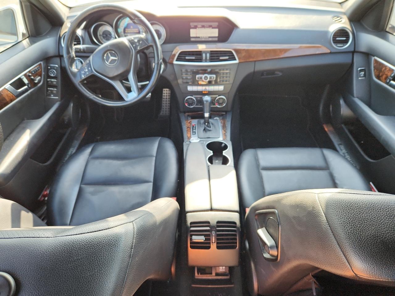2013 Mercedes-Benz C 300 4Matic VIN: WDDGF8AB2DR277915 Lot: 64224655