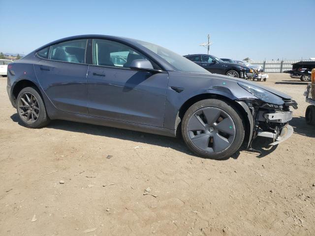  TESLA MODEL 3 2023 Серый