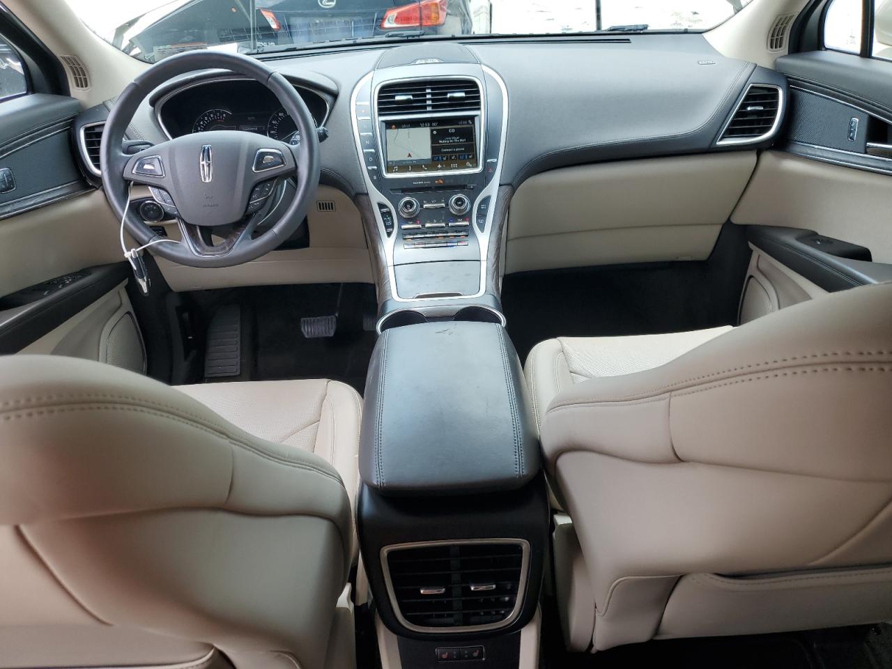 2017 Lincoln Mkx Reserve VIN: 2LMPJ8LR4HBL48401 Lot: 66480125