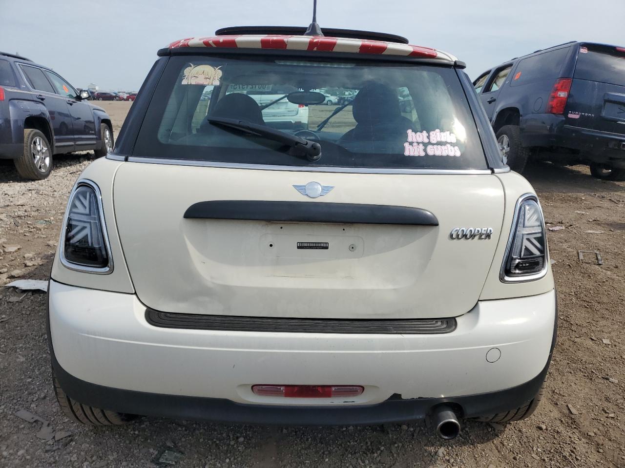 2011 Mini Cooper VIN: WMWSU3C5XBT184397 Lot: 66121975