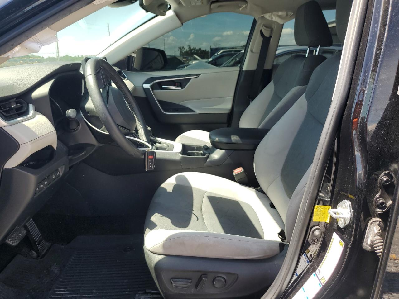 2021 Toyota Rav4 Xle VIN: 2T3P1RFV0MC237884 Lot: 64364265