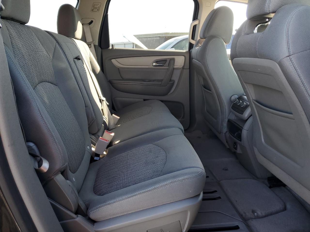 2017 Chevrolet Traverse Ls VIN: 1GNKRFED1HJ293174 Lot: 65848595