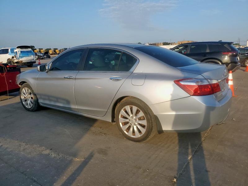 Седаны HONDA ACCORD 2014 Серебристый