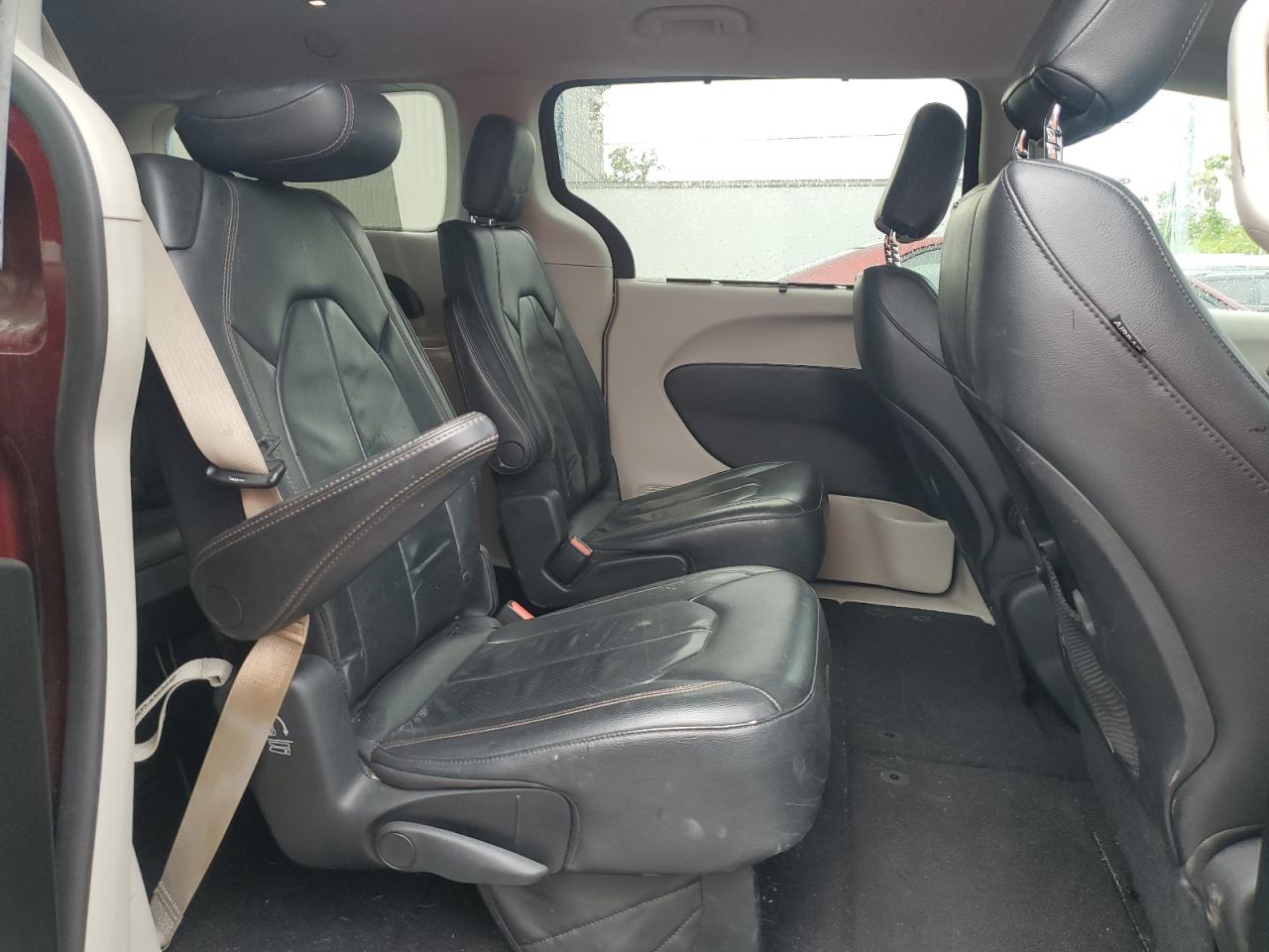 2018 Chrysler Pacifica Touring L VIN: 2C4RC1BG0JR186032 Lot: 65236285