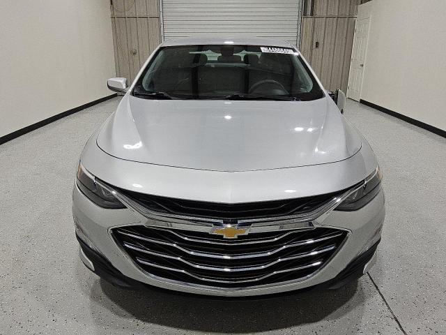  CHEVROLET MALIBU 2021 Srebrny