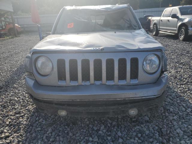  JEEP PATRIOT 2015 Srebrny