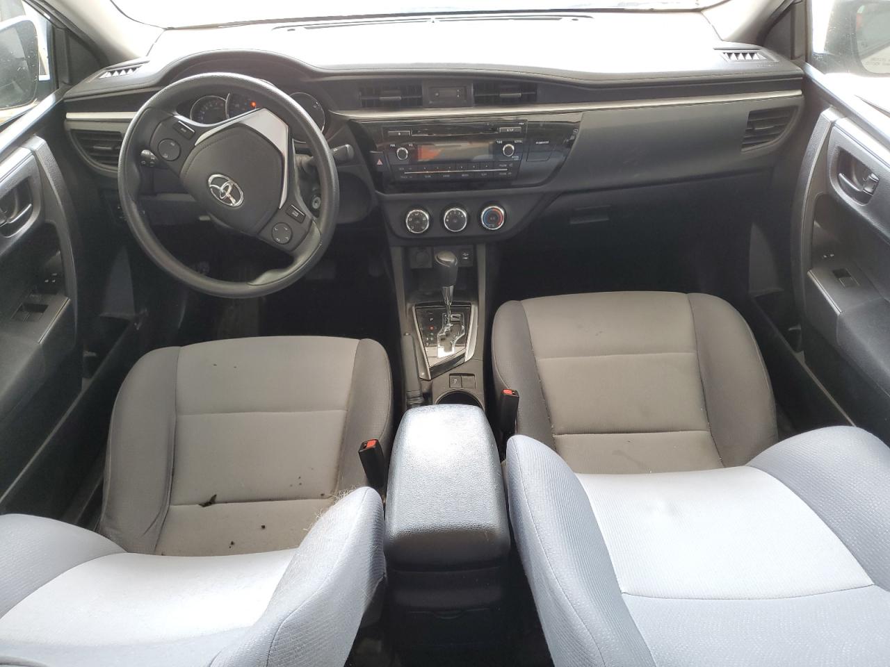 2015 Toyota Corolla L VIN: 5YFBURHE8FP226822 Lot: 65218155