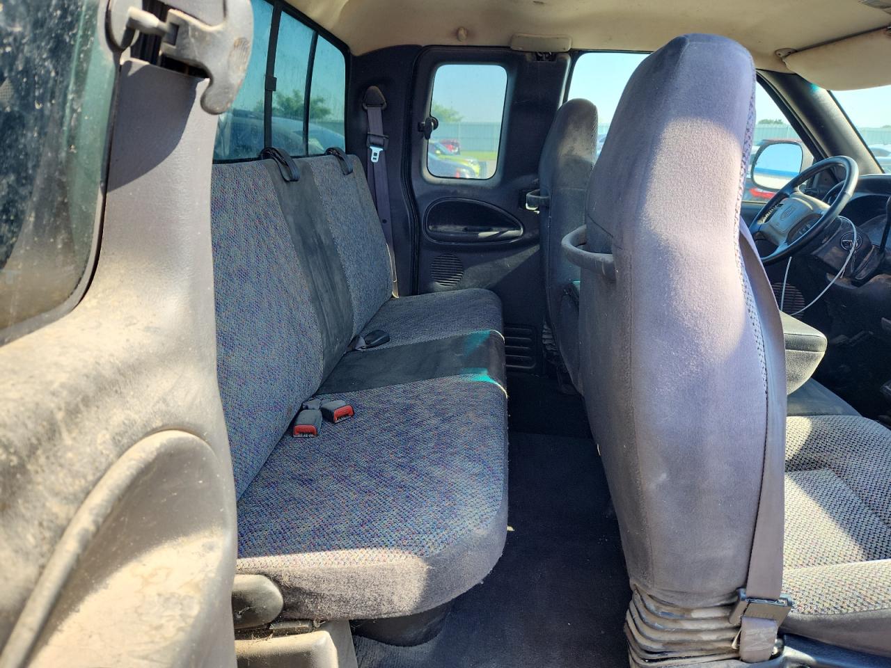 2001 Dodge Ram 1500 VIN: 3B7HF13Z31M582823 Lot: 62861405