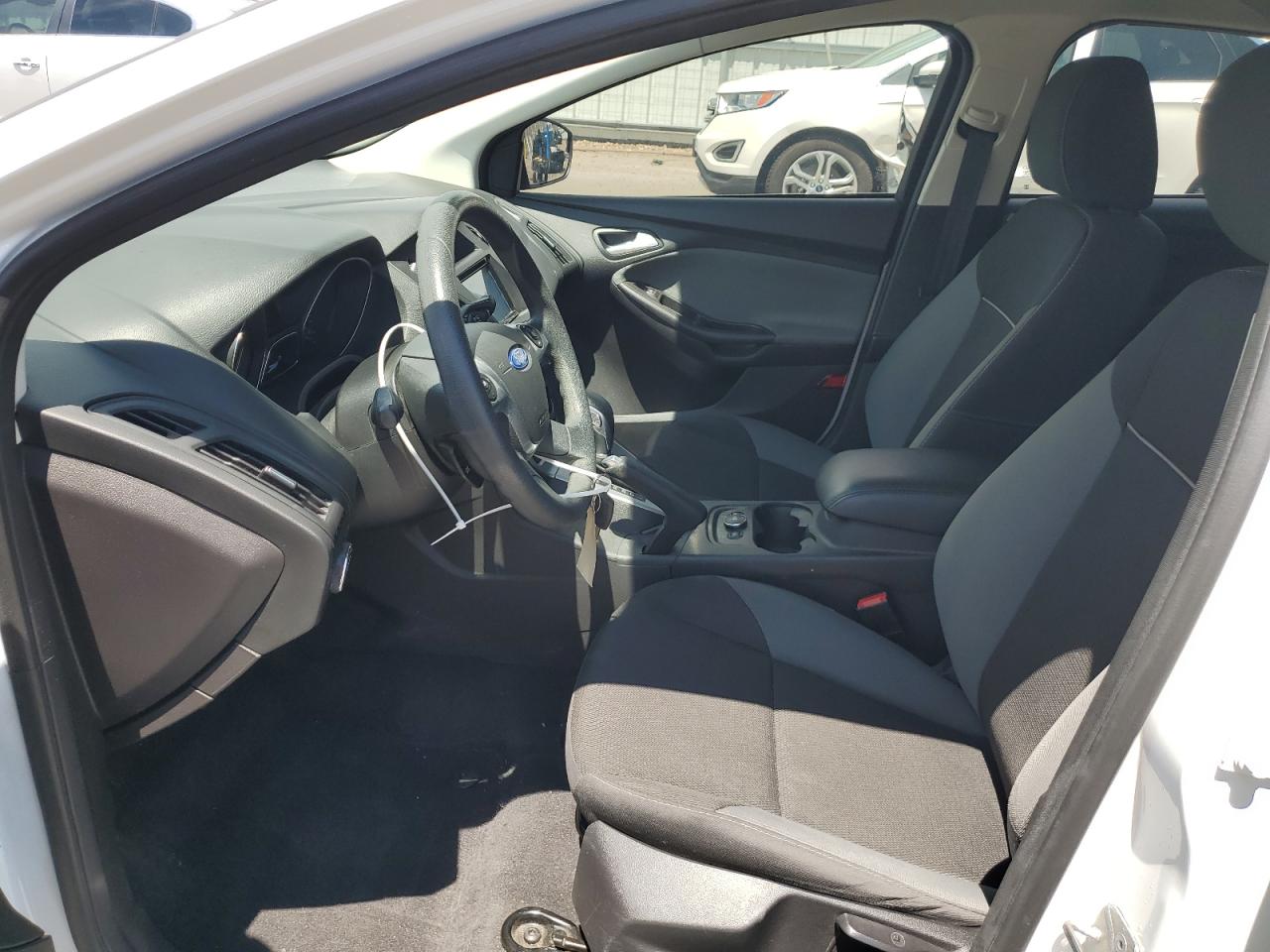 2014 Ford Focus Se VIN: 1FADP3K25EL390845 Lot: 62588275