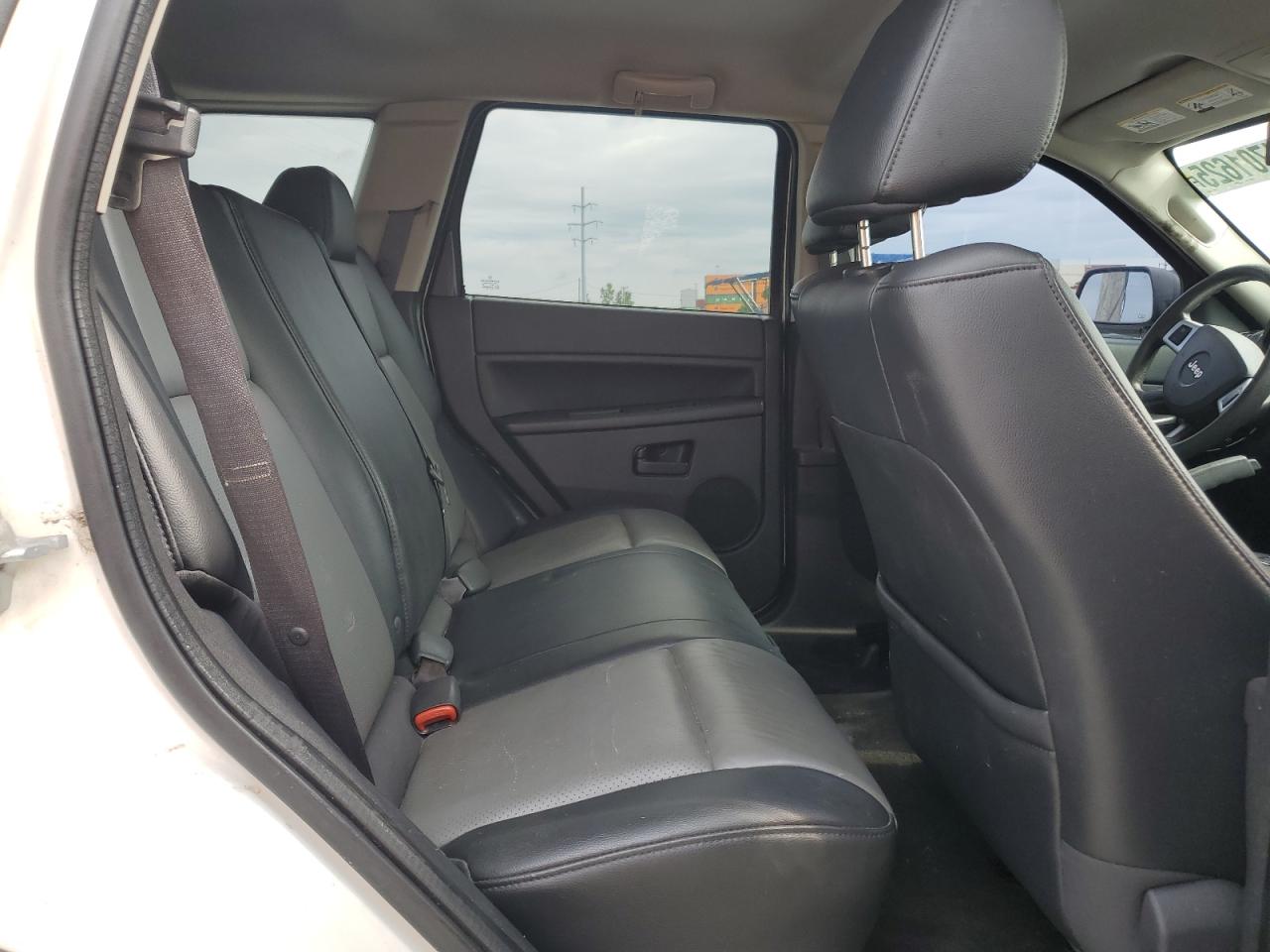 2008 Jeep Grand Cherokee Laredo VIN: 1J8GR48K48C176991 Lot: 64701625