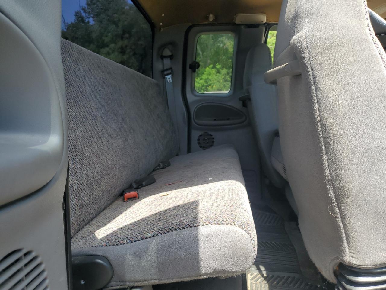 1998 Dodge Ram 1500 VIN: 3B7HF13Z7WG195102 Lot: 64846465