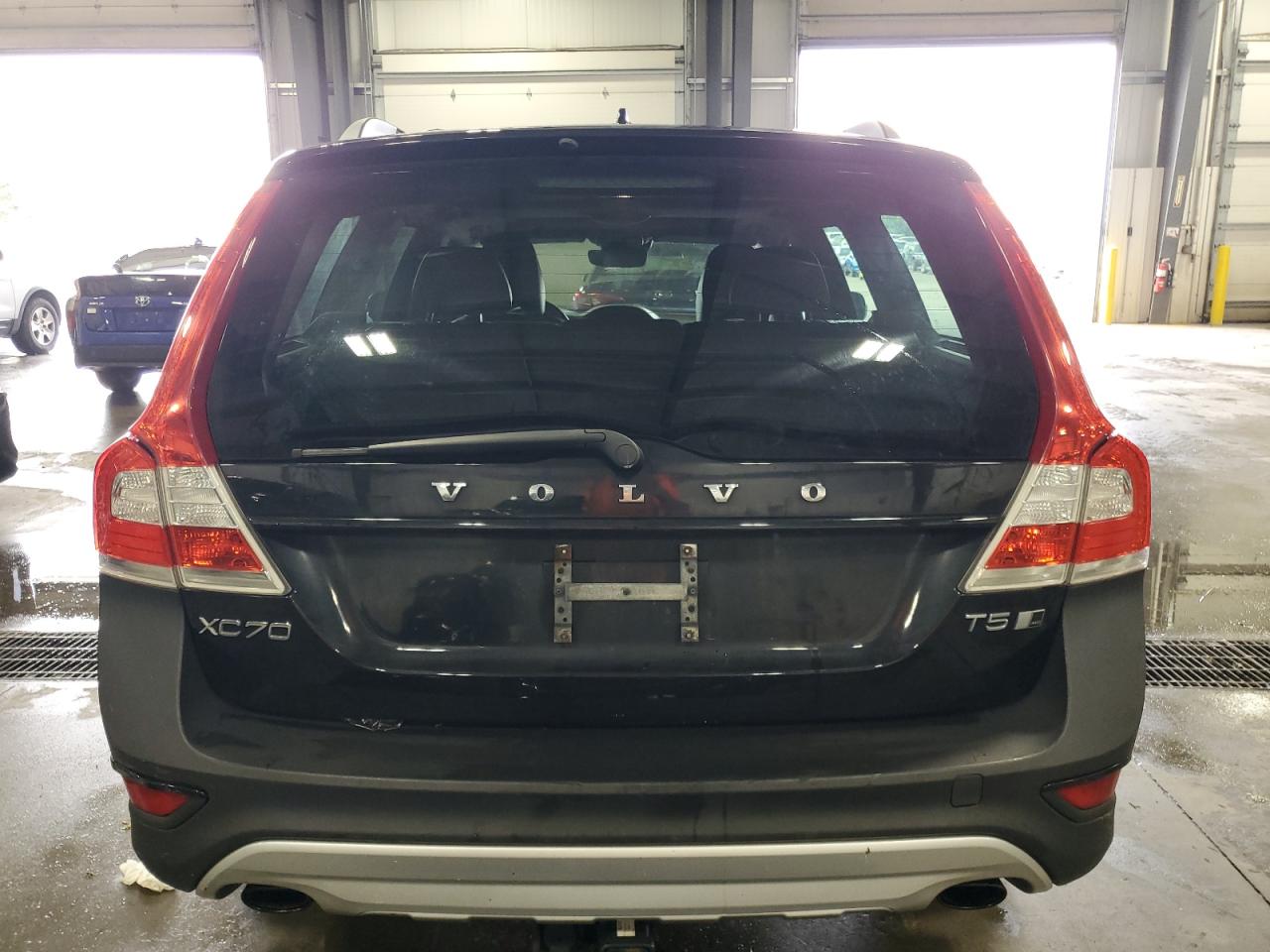 2016 Volvo Xc70 T5 Classic Premier VIN: YV4612NX9G1269401 Lot: 65801095