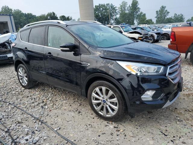  FORD ESCAPE 2017 Черный