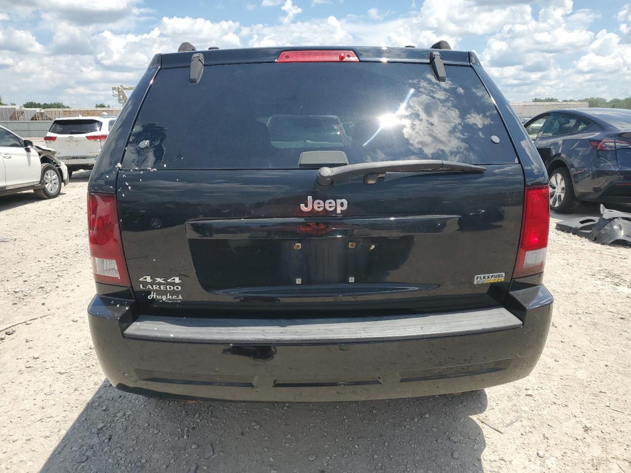 2007 Jeep Grand Cherokee Laredo VIN: 1J8HR48P67C523171 Lot: 63694315