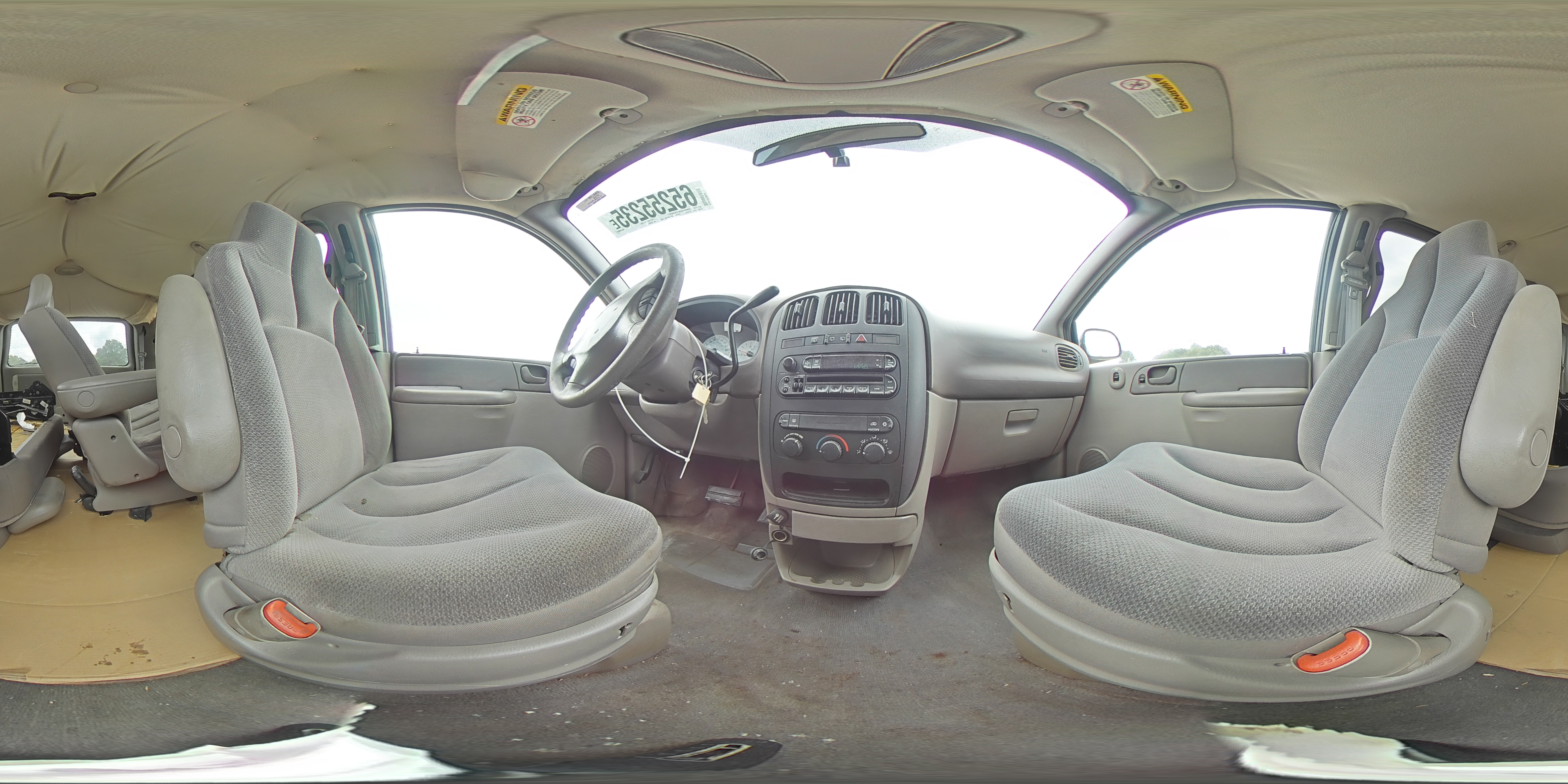 2002 Chrysler Voyager VIN: 1C4GJ25372B608504 Lot: 65255235